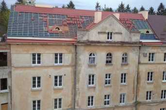 Львiв завершує вiдновлювати будинки, якi постраждали вiд росiйських ракет