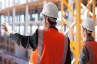 Заказчикам строительства разрешили самим выбирать контролера