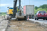 В Севастополе прошел аукцион на ремонт дорог между связанными фирмами