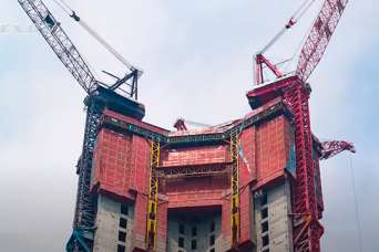 В Китае изобрели машину для быстрого строительства небоскребов. Видео