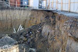 Строительство торгового центра вызвало второй оползень