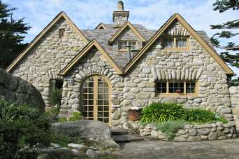 Как продлить срок службы каменного фасада. Фото и видео