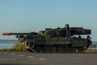 Почти половина немцев выступила против поставок танков Украине