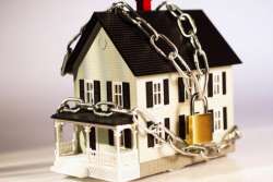 Мораторий на отчуждение жилья не продлили