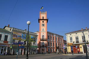 Улицу в Коломые починили только после вмешательства прокуратуры