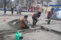 Халтурщикам дали еще 5 млн. грн. на ремонт развалившегося бульвара в Черкассах