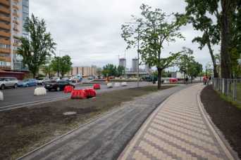 В Днiпровському районi Києва завершують перший капiтальний ремонт вулицi за 40 рокiв