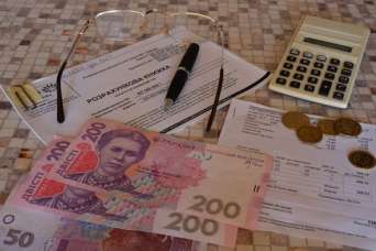 Долги по коммуналке тихонько снижаются