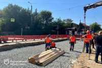 У Днiпрi ремонтують трамвайнi переїзди