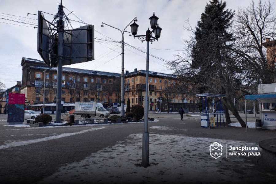 У центрi Запорiжжя оновлюють лiхтарi