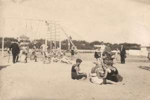 Как появился первый киевский пляж