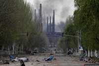 Представитель "Азовстали" рассказал о бомбоубежищах и мирных жителях на комбинате