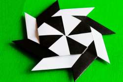 Создана уникальная «электрическая» бумага-трансформер