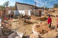 В Одессе школы делают из глины