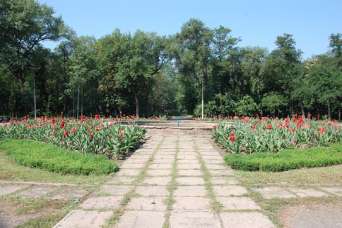 За реконструкцию криворожского парка переплатили