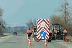 На київських дорогах забезпечують безперебiйний рух транспорту