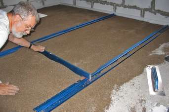 Сухая стяжка пола: плюсы и минусы. Видео