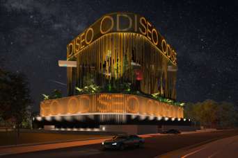 Построен самый длинный выступающий бассейн в Европе