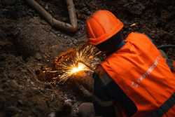 У Києвi вiдремонтували двi пошкодженi дiлянки тепломереж