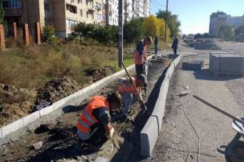 Днепр заказал ремонт тротуаров на 93 млн. грн.