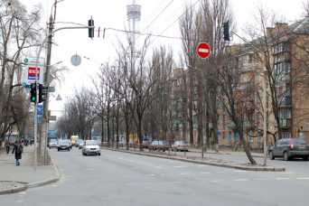 У Києвi з&#039;явилася ще одна смуга для громадського транспорту