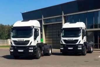 Украинские аграрии получили новые специализированные грузовики