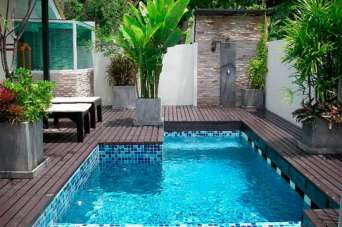 Самые красивые бассейны на маленьких дачных участках. Фото