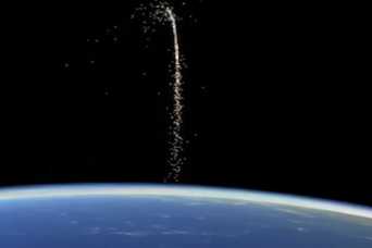 Россия замучается сбивать спутники