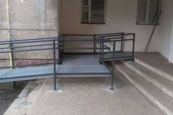 У Шевченкiвському районi Львову облаштують 7 пандусiв