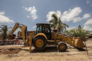 Caterpillar расширил линейку экскаваторов-погрузчиков серии F2