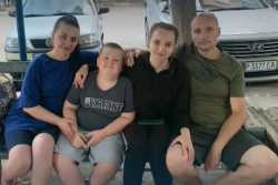 Семья военных воссоединилась после разлуки в Мариуполе