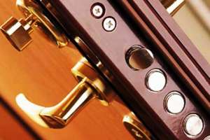 Как устранять неисправности в дверных замках. Окончание