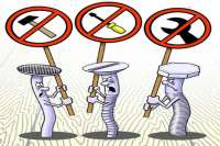 Как выкрутить болт, не имея нужного ключа. Видео