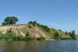 Прокуратура возвращает выданные под застройку острова под Киевом