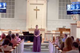 Белорусские оперные певцы поддержали Украину благотворительным концертом