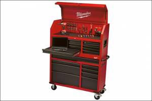 Milwaukee выпустила многофункциональный шкаф для инструментов