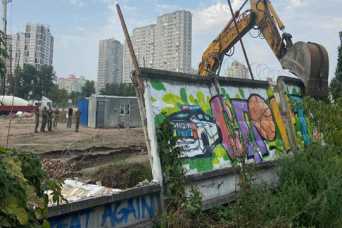 Киев выкупит участок под незаконным ЖК