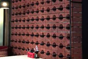 В Украине начинают пользоваться спросом «винные» кирпичные элементы