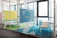 На рынке представлены современные цельностеклянные конструкции