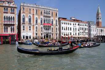 Архитектурную биеннале не отменили