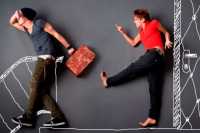 Как владельцу жилья «выписать» человека из квартиры без его согласия