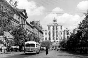 Как выглядела ул. Б. Хмельницкого в 1947-1987 годах. Фото