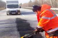 На житомирських дорогах лiквiдовують лише аварiйнi пошкодження покриття