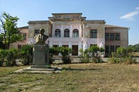 Под Днепропетровском дом культуры превратят в спорткомплекс