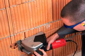 Как штробить стены под проводку