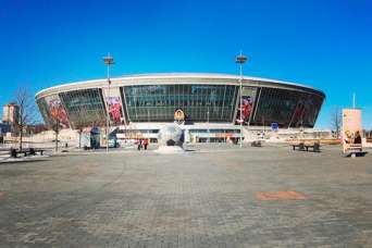 Как выглядит сегодня «Донбасс-Арена», через 2 года после захвата боевиками. Фото