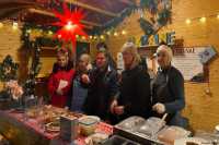 Рождественский базар в Германии поддерживает Украину