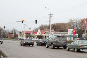 Центральную улицу Ужгорода отремонтирует подозрительная компания