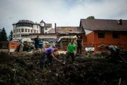 Бежавшие с оккупированных территорий не собираются работать на оккупантов