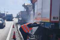 Мiж Мукачево та Ужгородом почали ремонтувати покриття на дорозi